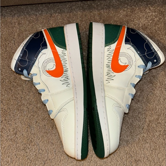 Jordan 1 Mid GS “Stitch” Sneakers - Picture 5 of 8